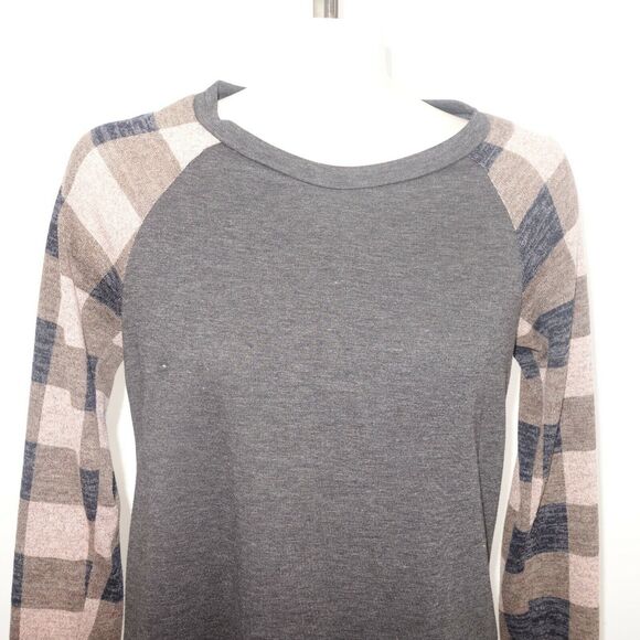 12PM by Mon Ami Gray Shirt  Green Pink Black Plaid Sleeves Women's Small 4/6 - Picture 2 of 8